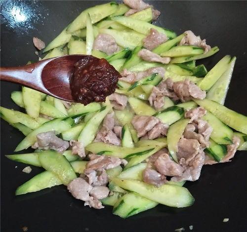 娱乐吃瓜酱的作品好朋友,揭秘娱乐圈的真挚情谊与甜蜜互动