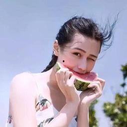 娱乐吃瓜头像图片女,揭秘娱乐吃瓜头像背后的故事