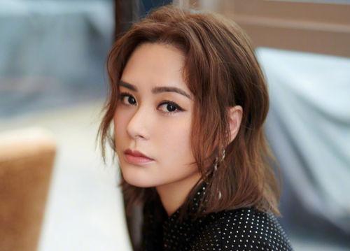 娱乐吃瓜女艺人红后,揭秘娱乐圈吃瓜女艺人崛起之路