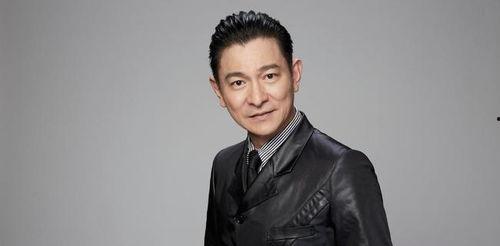 娱乐吃瓜君刘德华,娱乐圈的常青树，揭秘他的传奇人生与吃瓜趣事