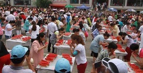 娱乐吃瓜场所有哪些,热门话题背后的真相与笑料