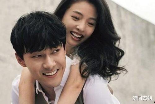 在娱乐圈吃瓜,揭秘明星幕后故事