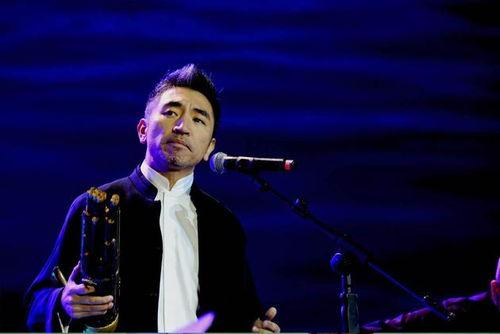 娱乐吃瓜酱吴彤