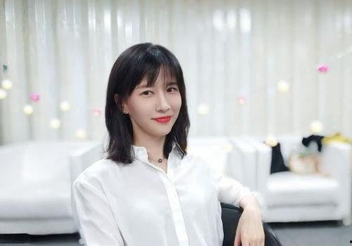 娱乐吃瓜酱全能型老公,娱乐吃瓜酱的甜蜜生活揭秘